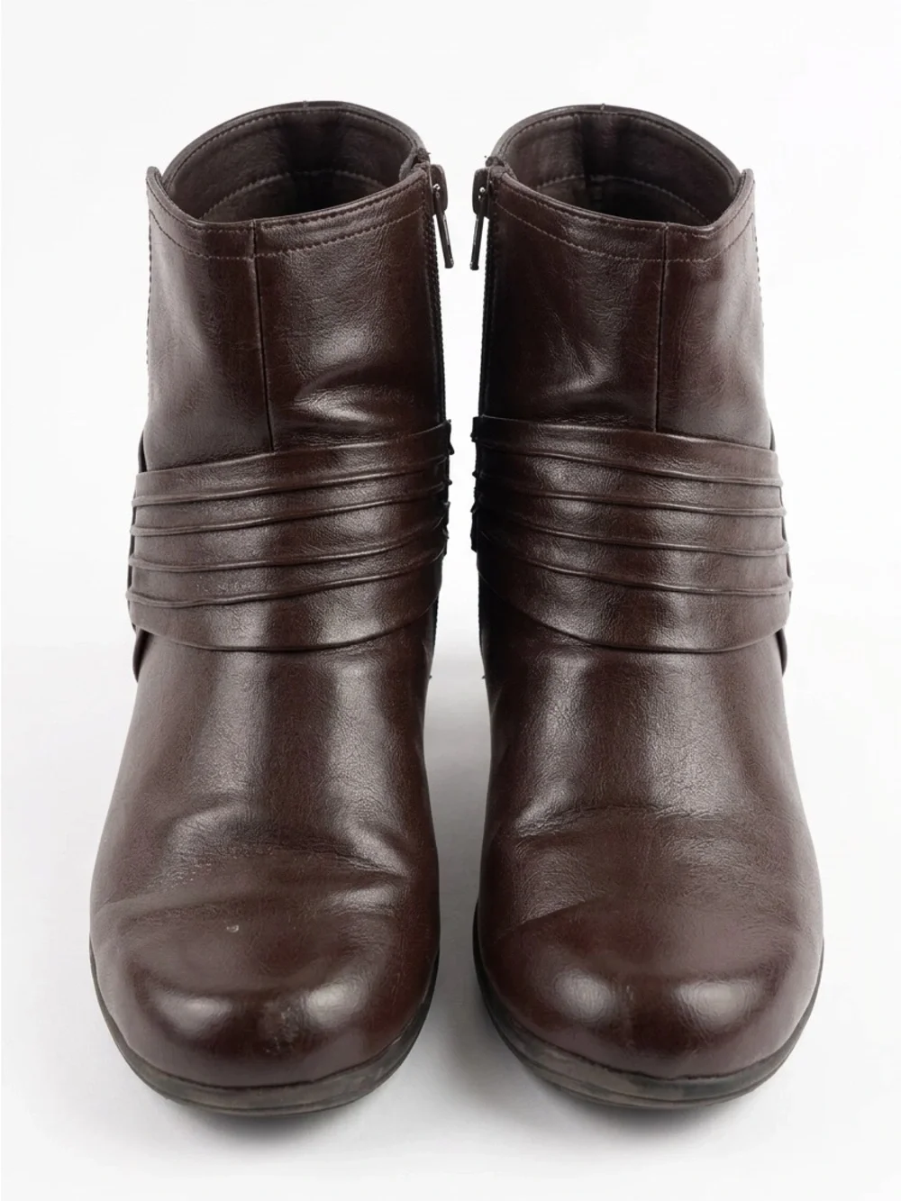 comfort plus by Predictions Dark Brown Leather Ankle Booties
